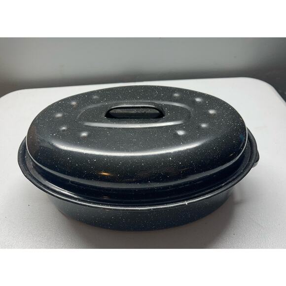 Granite Ware Small Roasting Pan with Lid 15” X 6” Oval Black Domed Lid - Picture 1 of 7